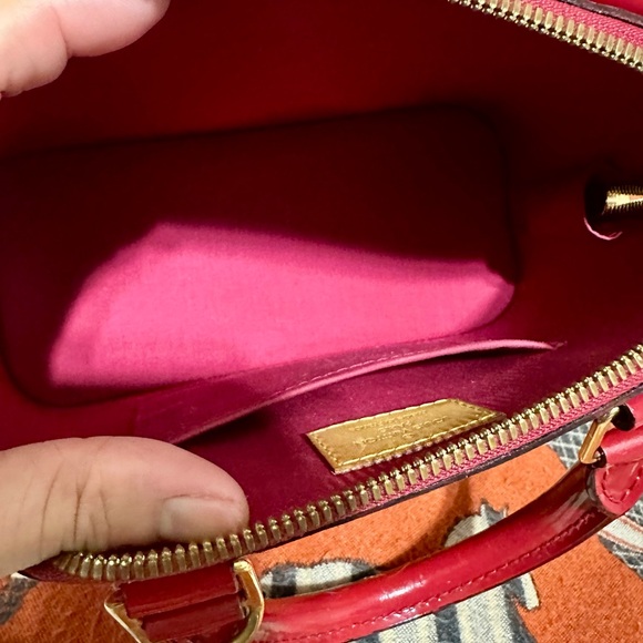 LOUIS VUITTON ❤️🌟AA1173 VERNIS RED ALMA BB NO LONG STRAP ⭐️ - Picture 11 of 15